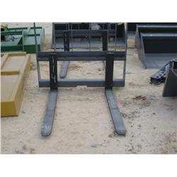 2010 Pallet Fork Attachment