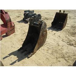 17 In Cat Excavator/backhoe Bucket
