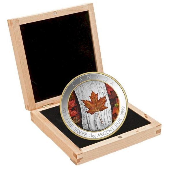 2016 $250 Maple Leaf Forever - Pure Silver Kilo Coin.  No outter box.  Tax Exempt.