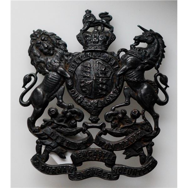 Militaria Insignia;  Helmet Plate Badge - Newcastle On Yne & Durham Engineer Volunteers blackened He