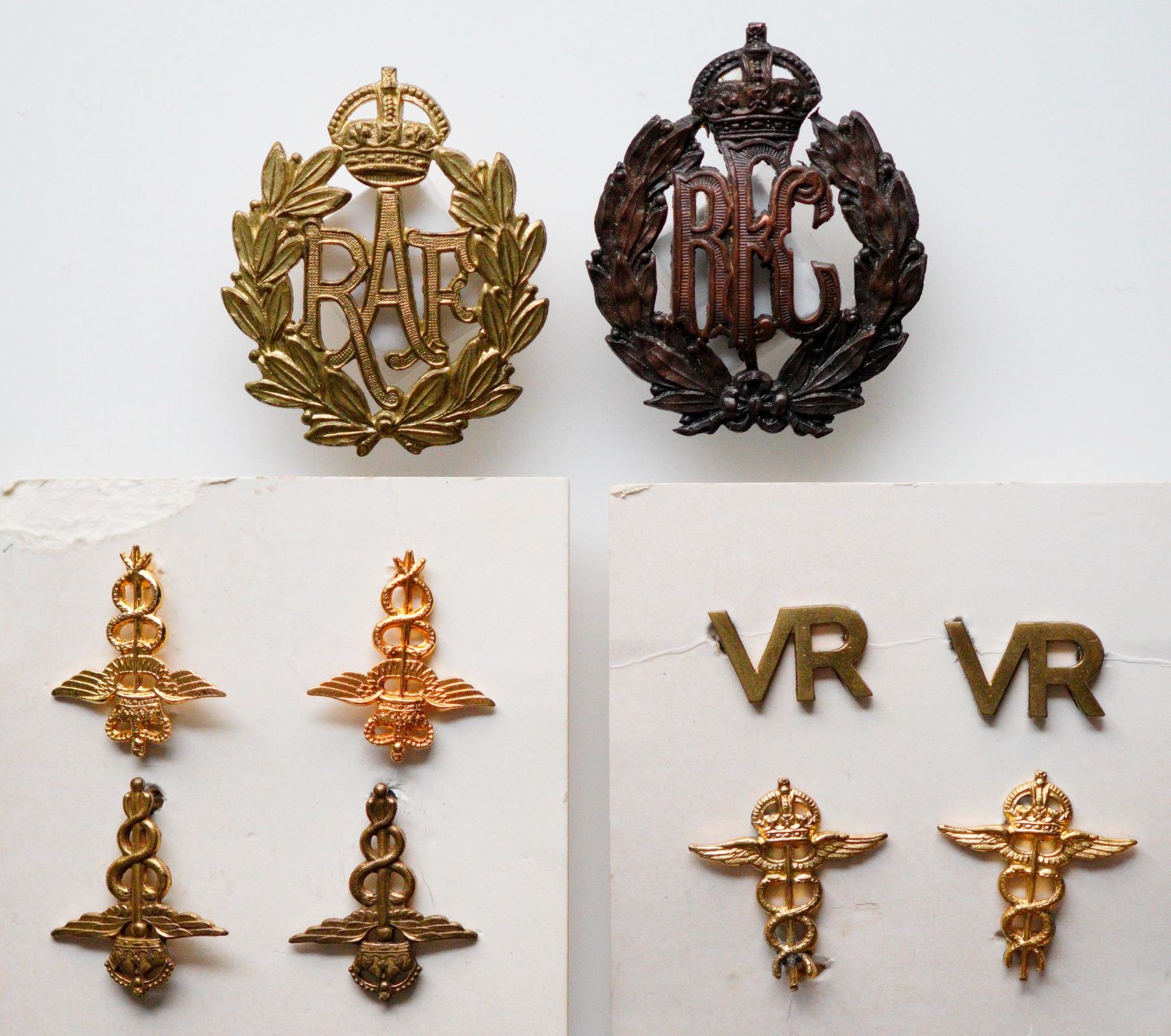 Militaria Insignia Pre WW1; Royal Flying Corps (RFC) & RAF Cap Badges ...
