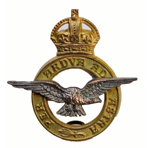 Militaria Insignia C.E.F. WW1; Canadian British RAF RCAF Busby Badge.