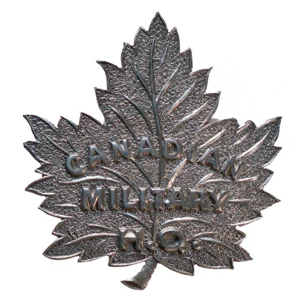 Militaria Insignia C.E.F. Canadian Military H.Q. Head Quarters Silver Officer's Cap Badge.