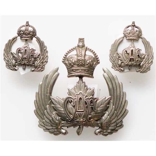 Militaria Insignia 1920-50;  Canadian Air Force Cap Badge (55mm x 53mm) & Collar Badges.   Lot of 3 