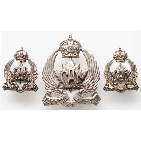 Militaria Insignia 1920-50;  Canadian Air Force Cap Badge (45mm x 55mm) & Collar Badges.   Lot of 3 