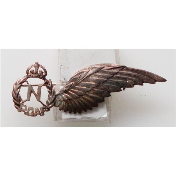 Militaria Insignia 1920-50;  Royal Canadian Air Force Navigator Pin.  See Pic.