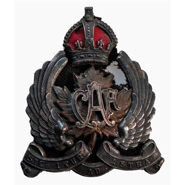 Militaria Insignia 1920-50;  Canadian Army Air Force (CAA) large Cap Badge