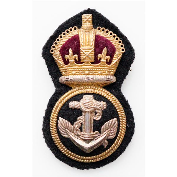 Militaria Insignia;  WW2 Royal Canadian Navy Petty Officer's Economy Pattern Visor Cap Insignia.  Se