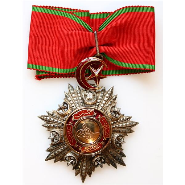 Militaria Order;  Turkey - Medidje Order.  Awarded for exceptional civil or military service to the 