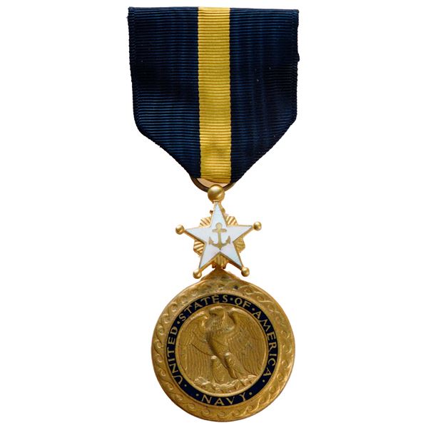 Militaria Insignia 1920-50;  Navy Distinguished Service Medal.  Awarded to recognize members who hav