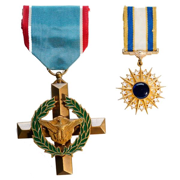 Militaria Insignia 1920-50; USA Air Force Distinguished Service Medal.  The second highest military 