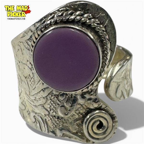.925 Sterling Silver Lavender Agate Ring - Size 7.5 ring is 21 mm wide- Total weight: 5.1 grams