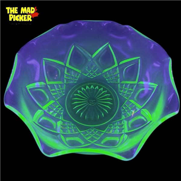 1930s Hazel Atlas Green Uranium Glass Bowl - 9" diameter x 3" deep