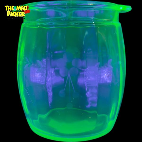 Green Uranium Depression Glass Biscuit Jar (no lid & a chip on the rim)