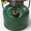 Image 2 : Coleman Lantern Model 242B Seafoam Green 1947 Single-Mantle Kerosene