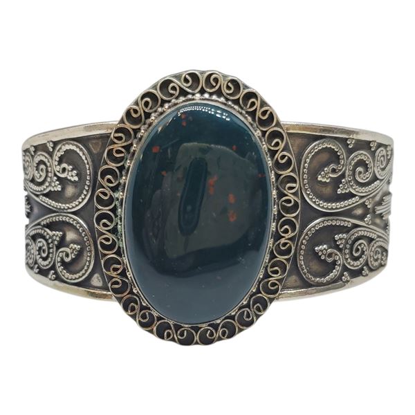 Sterling Silver Cuff Bracelet with Blood Agate Center Stone (43 mm wide) - Weight: 42.5  grams