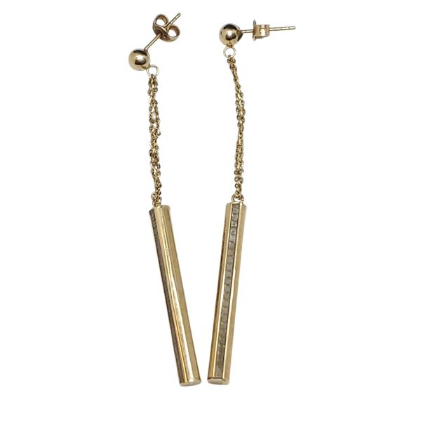 10 KT Yellow Gold Chain Drop Earrings - 2.5" Long - Total weight: 2 grams
