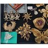 Image 2 : 35 Brooches & Stick Pins - Majority are Vintage - Variety of Materials (Display tray not included)