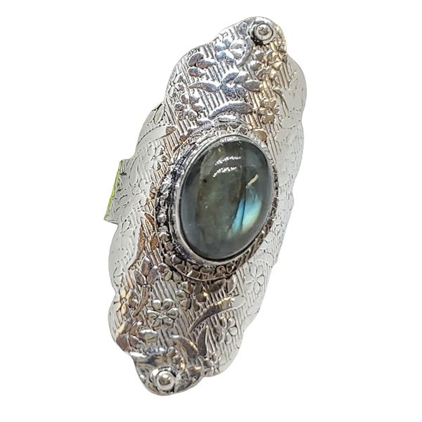 New Labradorite Cabochon Ring Set in .925 Sterling Silver - Size 11 ring is 45mm long  - Total weigh