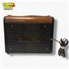Image 2 : Philco Model 46-350 Vintage Portable Tube Radio 1946 Wooden Tambour Door