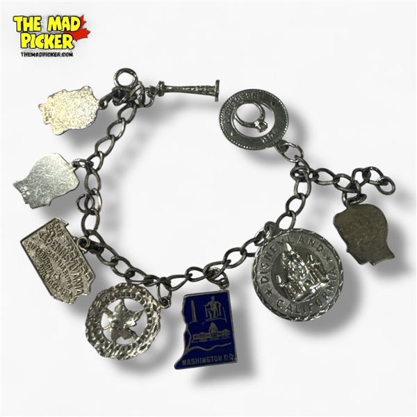 Sterling Silver Charm Bracelet (featuring a Disney California Charm) - Total weight: 21 grams. Some 