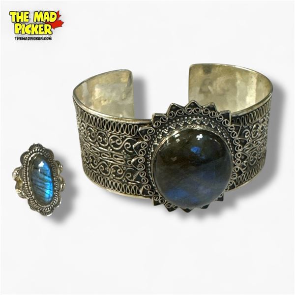 .925 Sterling Silver Labradorite Cuff Bracelet & Size 6 Ring - Total weight: 68.3 grams