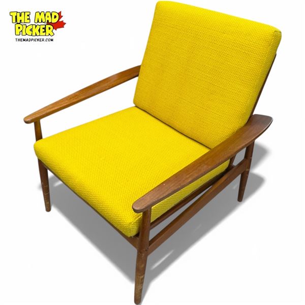 Mid-Century Modern Grete Jalk Style Teak Armchair Yellow Cushions 31in X 27.5in X 28in