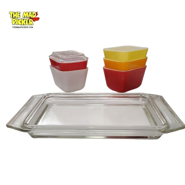 7pcs. Vintage Pyrex Primary Colors Refrigerator Dish Set