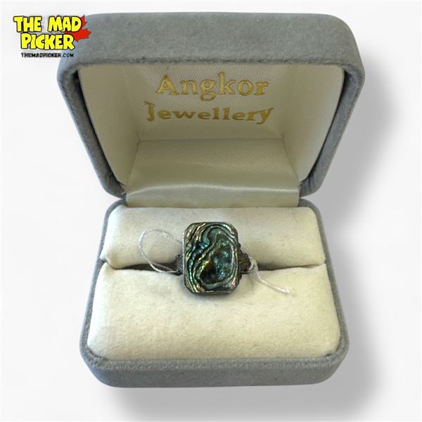 Sterling Silver & Abalone Ring - Size 7.5 - Total weight: 4.5 grams