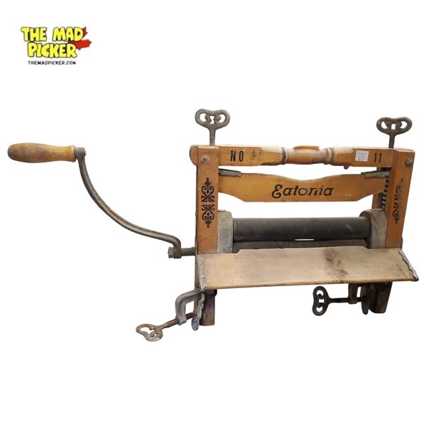 Eatonia Wooden Clothes Wringer Antique Mid-20th Century Hand-Crank Laundry Tool