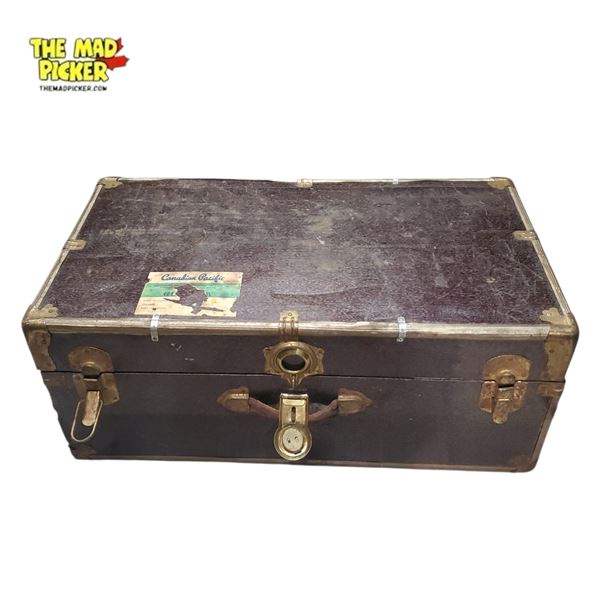 Vintage 1930s-1940s Brown Suitcase with Brass Locks and Plaid Interior 32in X 13in X 17 1/2in