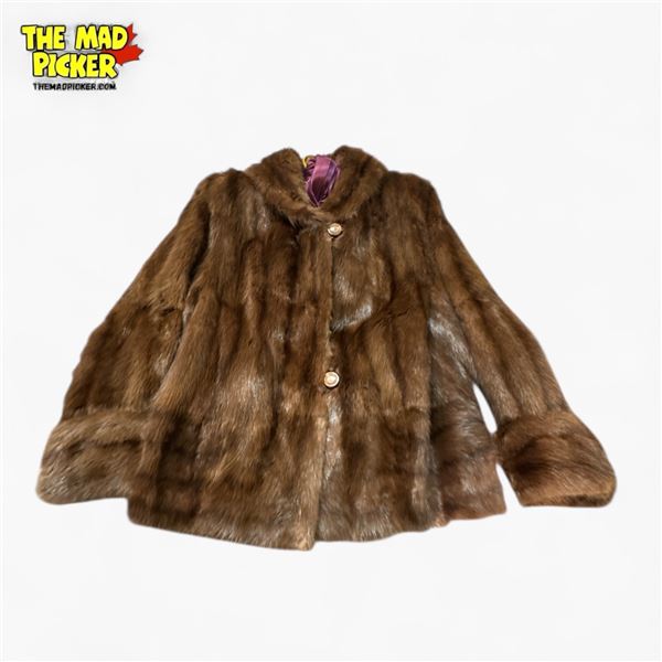 Ladies Mink Fur Coat - Likely size M