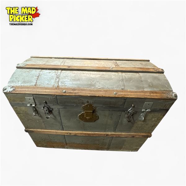 Large Antique-Style Steamer Trunk with Metal Hardware and Wood Lining