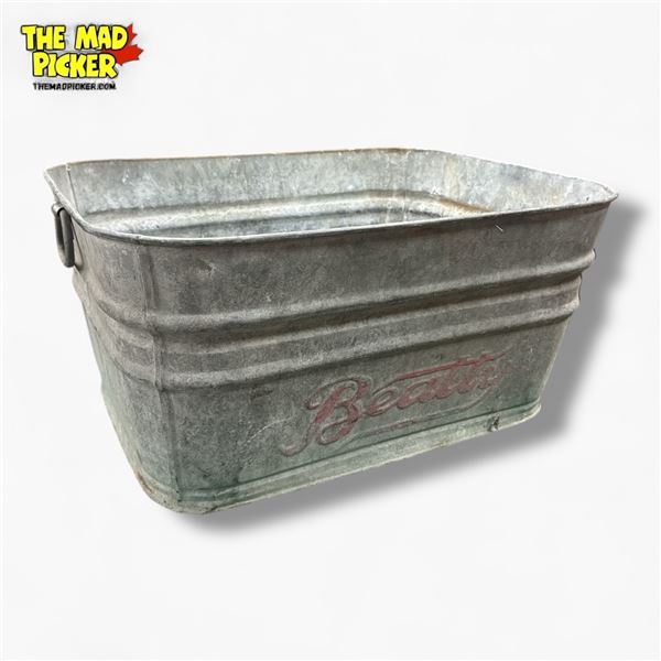 Vintage Beatty Rectangular Galvanized Washtub 23in X 11in X 17in
