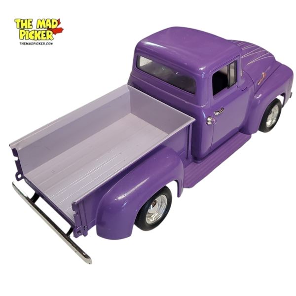 Ertl 1:18 Scale Diecast 1956 Ford F-100 Street Rod Purple
