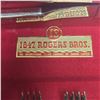 Image 2 : 1847 Rogers Bros Daffodil Silver Plated Flatware Set with Wooden Box