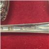 Image 4 : 1847 Rogers Bros Daffodil Silver Plated Flatware Set with Wooden Box