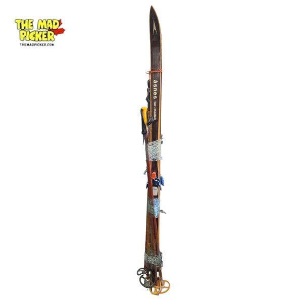 Pair of Hickory Sole Tur-Modell Skis Norway Vintage with Rottefella Telemark Bindings