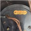 Image 4 : Master Crafters Vintage-Style Airplane Propeller Clocks Wood and Plastic Damaged