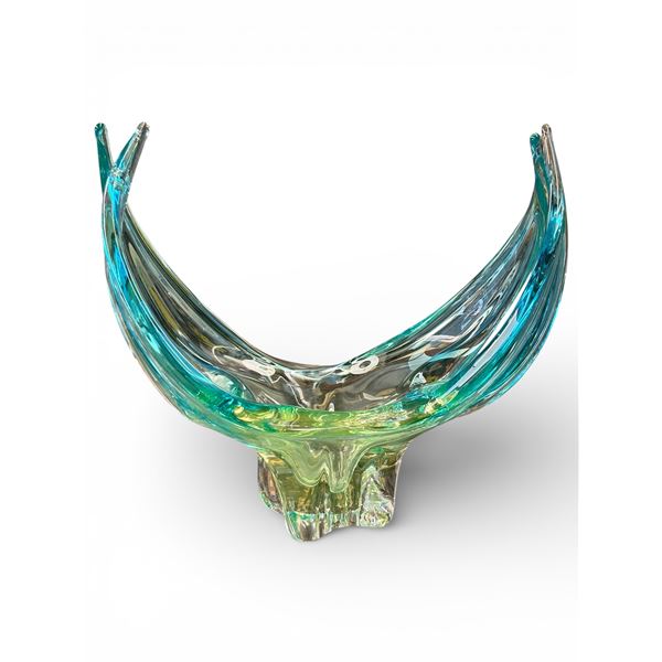 Chalet Style Splash Centerpiece Art Glass Green and Blue 9.5 Inch