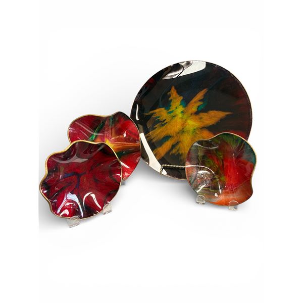 Seatusse Glass 4-Piece Collection Plate and Bowls Set Modern Design