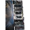 Image 3 : Batman Collection - 2 Figures, 6 Hot Wheels Batmobiles, Tin Sign Assortment