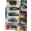 Image 4 : Lot of 16 Hot Wheels Diecast Cars and Trucks 1:64 Scale Sealed Assorted Models
