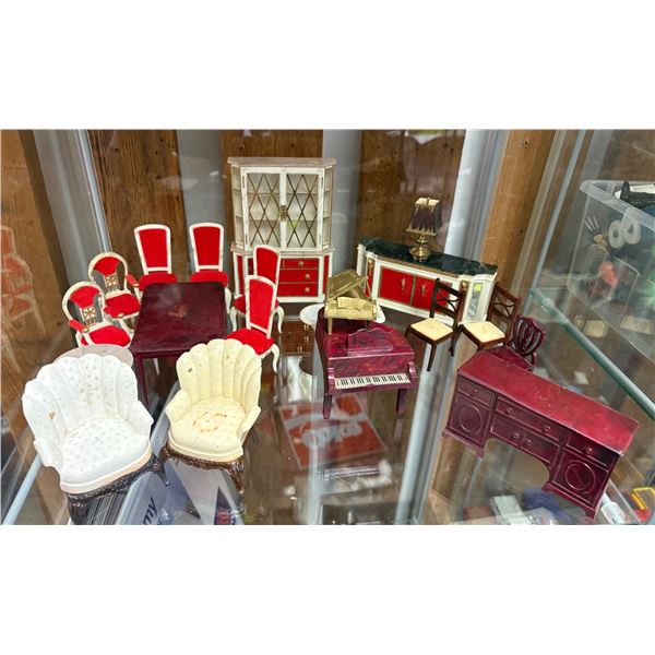Collection of Fancy Dollhouse Furniture Assorted Styles Miniature Scale