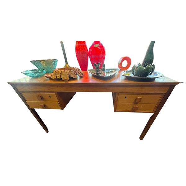 Retro Mid-Century Modern Design Desk 53x23x28.5 Inches Wood