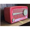 Image 2 : Vintage Arvin Model 840T Tube Radio Red Bakelite 1950s