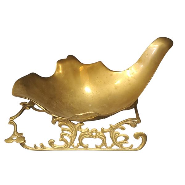 Large Brass Sleigh Catchall Dish Christmas Decor 8.5-Inch Tall