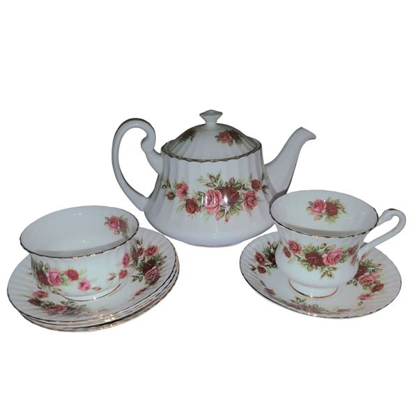 Royal Standard Tea Set English Rose Pattern Tea Pot, Sugar Boat, Tea Cup & Saucers