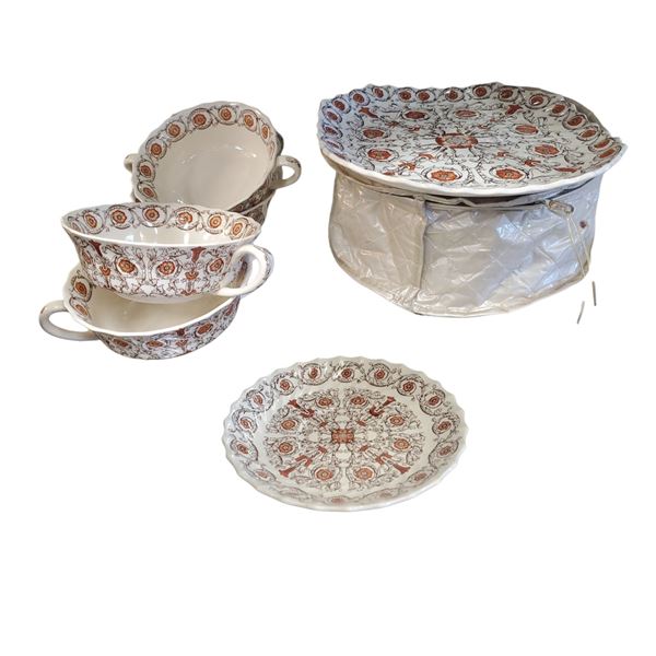 Copeland Spode Great Britian Sorrento 17 Pieces: Side Plates, Soup Bowls & 1 Dinner Plate Bone China