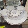 Image 2 : Paragon Morning Rose Dinner Plates Side Plates Tea Cups & Saucers 22 Pieces Bone China